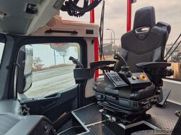 TUROX 8x8 Eschlböck Biber 92 Holzhacker / 1.512h