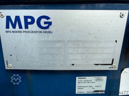 MERCEDES-BENZ Arocs 4153 8x4 Crane / Grua MPG 220 TM7 Winch