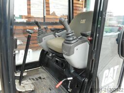 Caterpillar 301.7D ( 1.977kg )