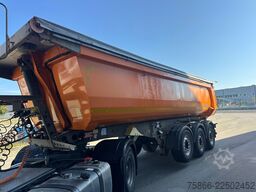 SCHMITZ CARGOBULL SKI 24 SL 7.2 Kippsattelauflieger mit Schiebever
