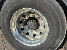 VOLVO FH 500 6x2 Container Pritsche Fassi F455 Kran