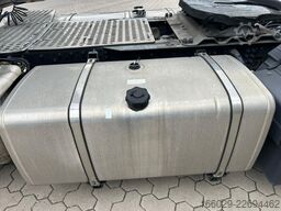 IVECO S-WAY 490 NAVI 2 Tanks Sehr gepflegt