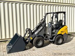 MECALAC MCL2 / Neuwertig / inkl. Schaufel