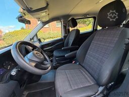 MERCEDES-BENZ Vito 109 Cdi Tourer Extra Lang 9Sitze Schiebetür