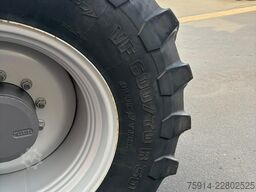 Massey Ferguson MF 8S. 205 Dyna VT
