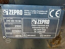 VOLVO FE320 6x2*4 Chereau Carrier Supra 1250 Euro 6