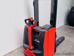 Linde L 14 i Initalhub