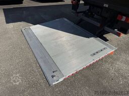 MERCEDES-BENZ ATEGO 818 L Koffer 6,10 m LBW 1 to.*AHK*EURO 6 E