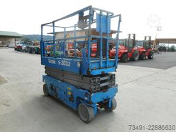 Genie GS-2032 ( 8,13m )
