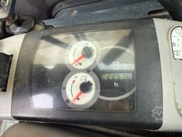 KOMATSU PC26MR-3 / 2020 BJ / 2 x Löffel