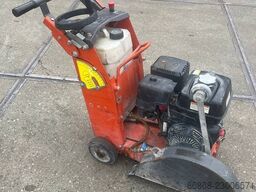 Polovni rezač dilatacija Husqvarna FS400LV HUSQVARNA FS400LV
