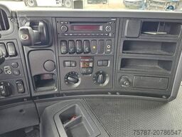 SCANIA P400 mit Orten Schwenkwand und Orten Schwenkwand