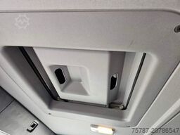 SCANIA P400 mit Orten Schwenkwand und Orten Schwenkwand