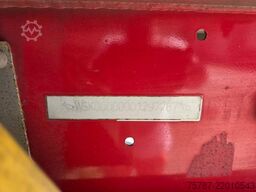 SCHMITZ CARGOBULL ca. 26 cbm Hlabrund Hinterkipper, Lift