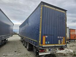 Schmitz Cargobull Semitrailer Curtainsider Mega