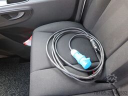 Mercedes-Benz 317 CDI 317 CDI L3/H2 Koel/Vries Automaat