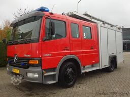 Mercedes-Benz 1325 godiva pump bomberos