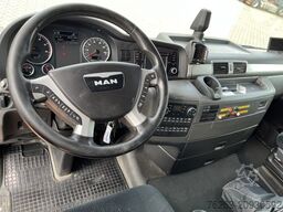 MAN TGX 26.480 6x2 Atlas 145.2 Kran Baustoff / AHK