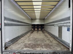 IVECO 120E25 Eurocargo 4x2 Koffer | Ladebordwand