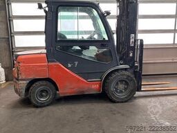 Toyota 02-8FDJF35 Dieselstapler