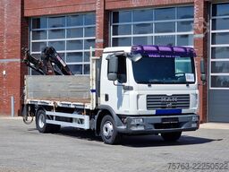MAN TGL 12.210 - HIAB 077 DUO Crane / Grua - Manual...