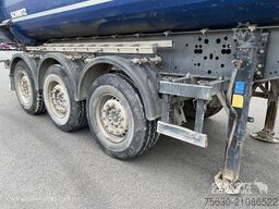 Schmitz Cargobull Semitrailer Tipper Steel half pipe body 26m³