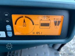 Jungheinrich EFG 215 / Triplex 4.25m / 1.851h / Batterie 2023