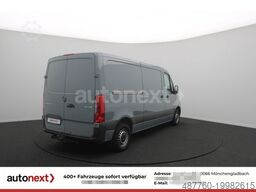 MERCEDES-BENZ Sprinter 211 *1.Hand* AHK+ 3-Sitze (4384)