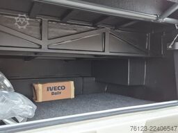 IVECO 2x Daily 70 Lagerfahrzrug Ferqui Sunrise 2,5 m B