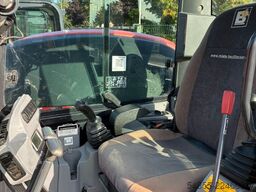 KUBOTA KX042