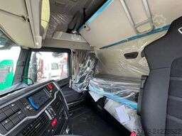 Iveco X-WAY 570 6x4 BL  Kurzholz-LKW Kran nach Wahl