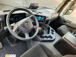 MERCEDES-BENZ 1824 L ACTROS Koffer 7,35 m mit Tür + LBW 2t