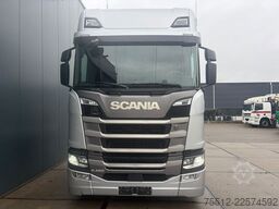 Scania R450 / Retarder / 2 Tanks / 2021 / TUV: 3-2027 ...