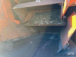 Finlay Hydrascreen screener with feed hopper