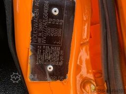 VOLKSWAGEN T3 Doka Pritsche Syncro 4x4/ AHK / 5 Sitze