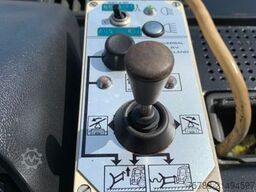 VOLKSWAGEN T3 Doka Pritsche Syncro 4x4/ AHK / 5 Sitze