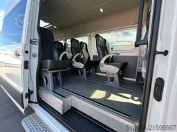 VOLKSWAGEN CRAFTER 17 SITZER ACC LANE ASSIST