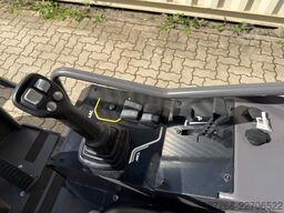 MECALAC MCL2 / Neuwertig / inkl. Schaufel
