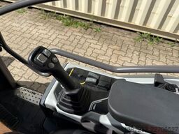 MECALAC MCL2 / Neuwertig / inkl. Schaufel