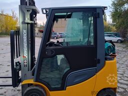 Jungheinrich TFG316s LPG/ 3.3m/ 2018y/ 9151mh