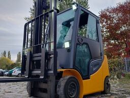 Jungheinrich TFG316s LPG/ 3.3m/ 2018y/ 9151mh