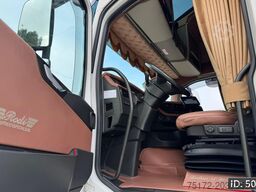 Volvo FH 460 Globetrotter XL, Euro 6, Mega / Like new...