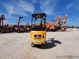 JCB 15C