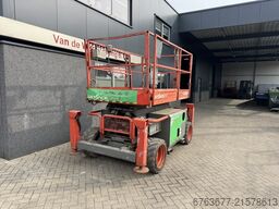 SKYJACK SJ 6832RT Schaarhoogwerker / Scissor / Arbeitsbuhne 2015 4X4 Kubota Diesel 12M