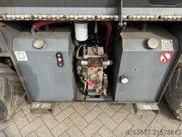 SKYJACK SJ 6832RT Schaarhoogwerker / Scissor / Arbeitsbuhne 2015 4X4 Kubota Diesel 12M