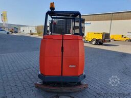 Hako matic B 1100 / nur 704h! / 2006