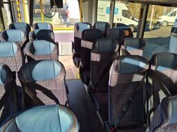 MERCEDES-BENZ Heckniederflur Sprinter 517 / 4 er Bestuhlung