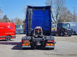 Volvo FH 13.500 Globetrotter 4x2 - I parkcool - Custo...