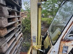 Mitsubishi FD10 Counterbalance Forklift. Repair object.