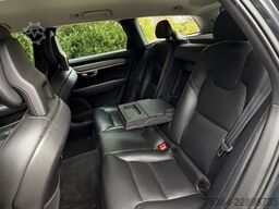 VOLVO V90 D3 Momentum Leder Klima Navi Automatik Euro6